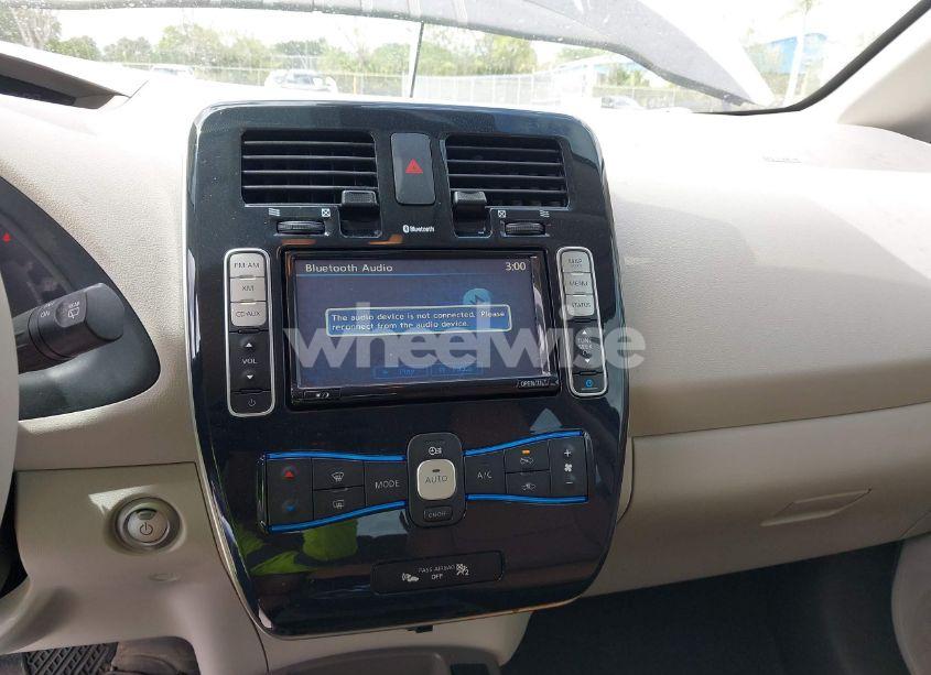 Photo 14 of 2012 Nissan Leaf SL (VIN JN1AZ0CP0CT018121)