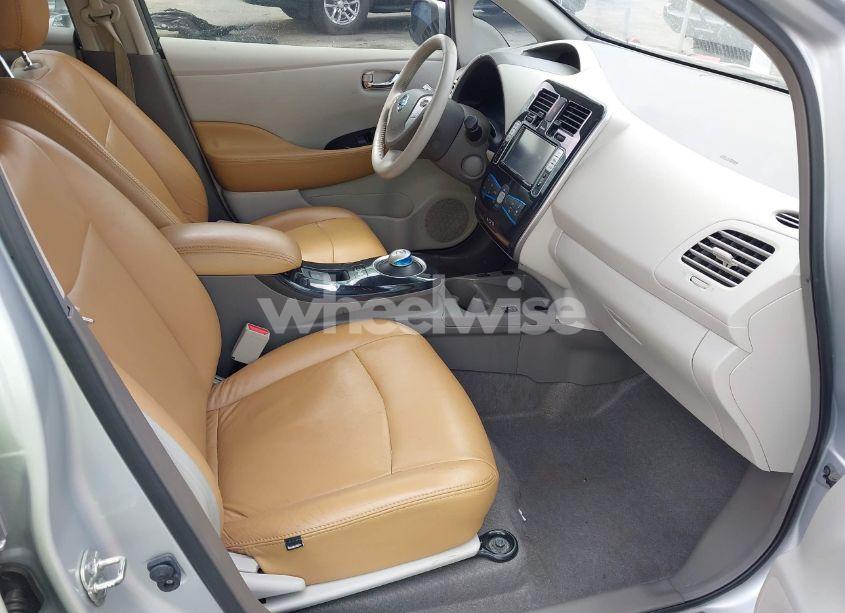 Photo 5 of 2012 Nissan Leaf SL (VIN JN1AZ0CP0CT018121)