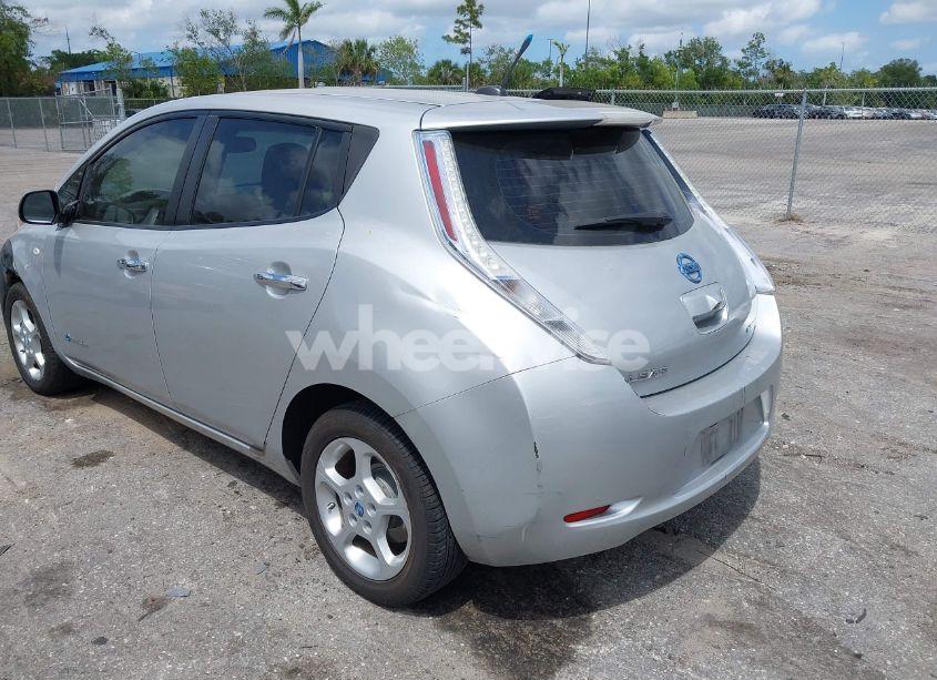 Photo 6 of 2012 Nissan Leaf SL (VIN JN1AZ0CP0CT018121)