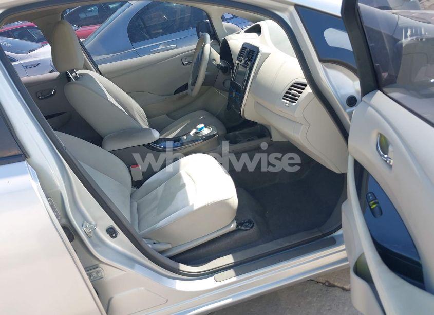 Photo 5 of 2012 Nissan Leaf SL (VIN JN1AZ0CP0CT018149)