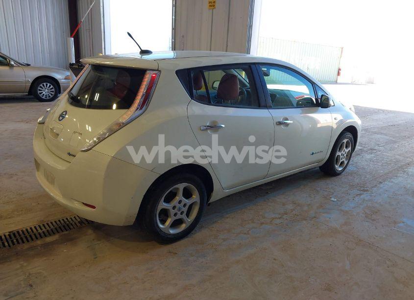 Photo 4 of 2012 Nissan Leaf SL (VIN JN1AZ0CP1CT020797)