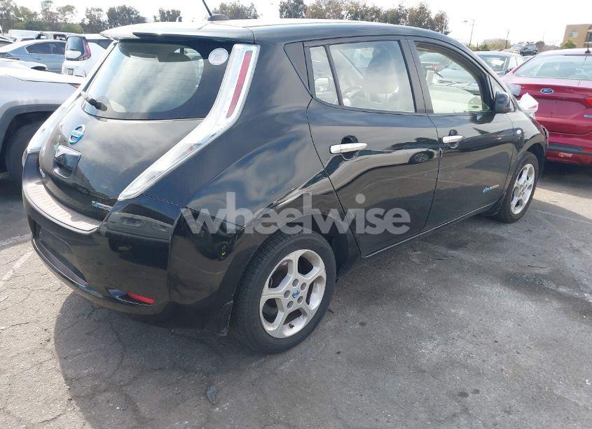 Photo 4 of 2011 Nissan Leaf SL (VIN JN1AZ0CP3BT006608)