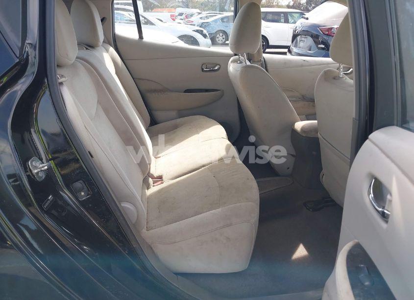 Photo 8 of 2011 Nissan Leaf SL (VIN JN1AZ0CP3BT006608)