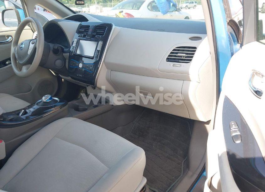 Photo 5 of 2012 Nissan Leaf SL (VIN JN1AZ0CP3CT023183)