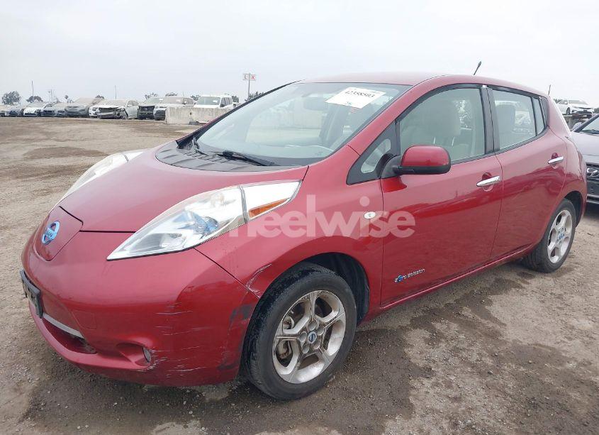Photo 2 of 2011 Nissan Leaf SL (VIN JN1AZ0CP4BT008027)
