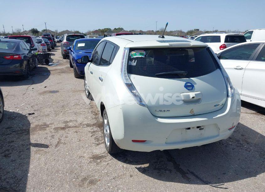 Photo 3 of 2011 Nissan Leaf SL (VIN JN1AZ0CP4BT008089)