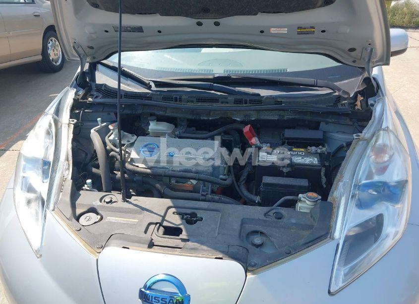 Photo 10 of 2012 Nissan Leaf SL (VIN JN1AZ0CP4CT017988)
