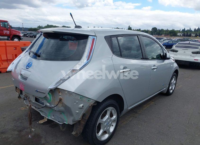 Photo 4 of 2012 Nissan Leaf SL (VIN JN1AZ0CP4CT024763)