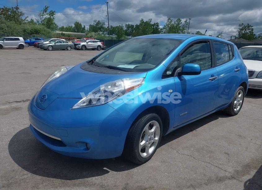 Photo 2 of 2011 Nissan Leaf SL (VIN JN1AZ0CP6BT004917)