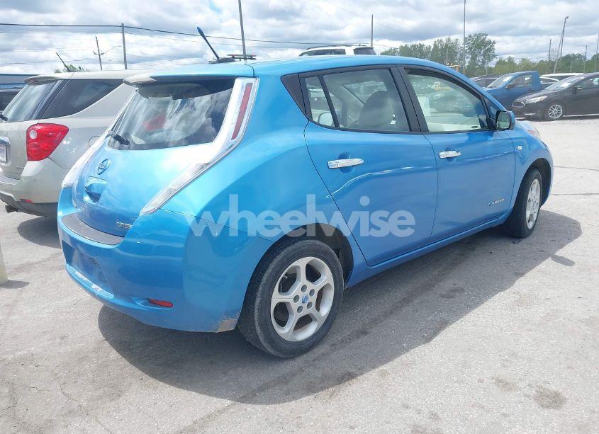 Photo 4 of 2011 Nissan Leaf SL (VIN JN1AZ0CP6BT004917)