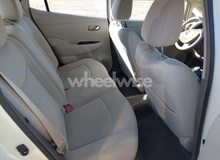 Photo 8 of 2011 Nissan Leaf SL (VIN JN1AZ0CP6BT006053)