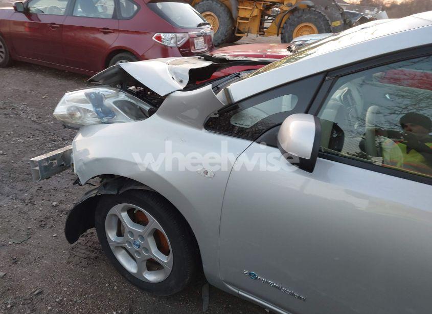 Photo 16 of 2012 Nissan Leaf SL (VIN JN1AZ0CP6CT017653)