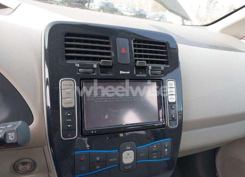 Photo 14 of 2012 Nissan Leaf SL (VIN JN1AZ0CP6CT018799)