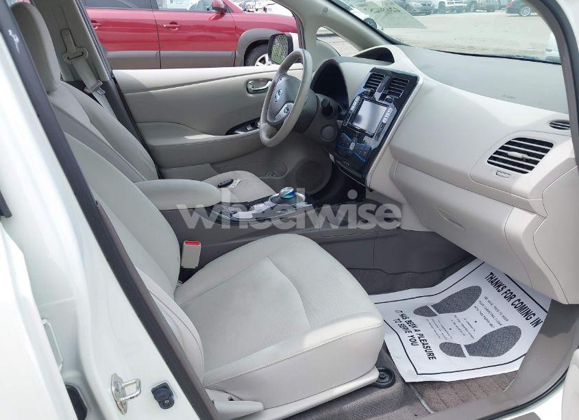 Photo 5 of 2012 Nissan Leaf SL (VIN JN1AZ0CP6CT022707)