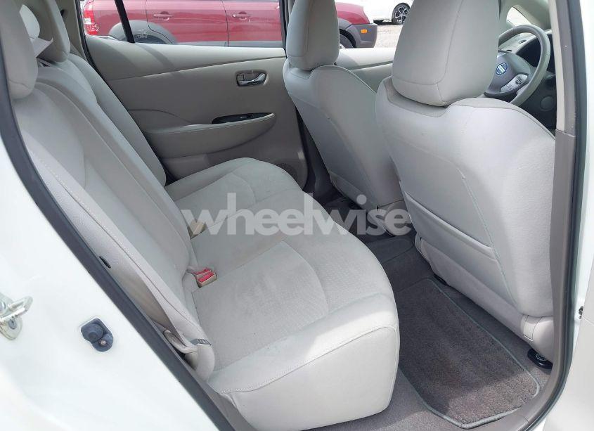 Photo 8 of 2012 Nissan Leaf SL (VIN JN1AZ0CP6CT022707)