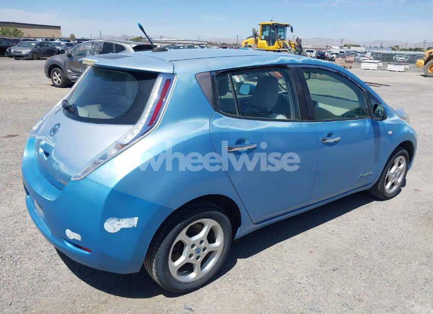 Photo 4 of 2011 Nissan Leaf SL (VIN JN1AZ0CP7BT004666)