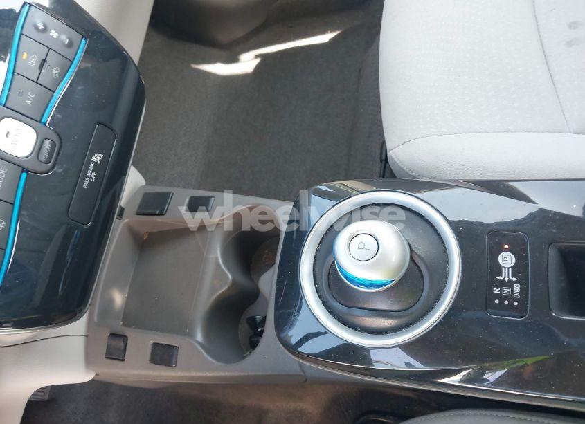 Photo 14 of 2011 Nissan Leaf SL (VIN JN1AZ0CP7BT009401)