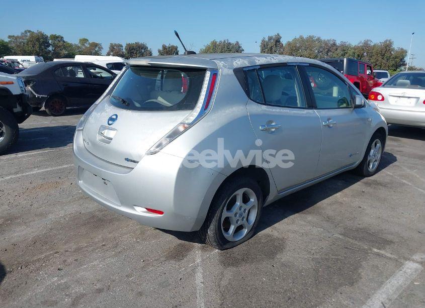 Photo 4 of 2011 Nissan Leaf SL (VIN JN1AZ0CP7BT009401)