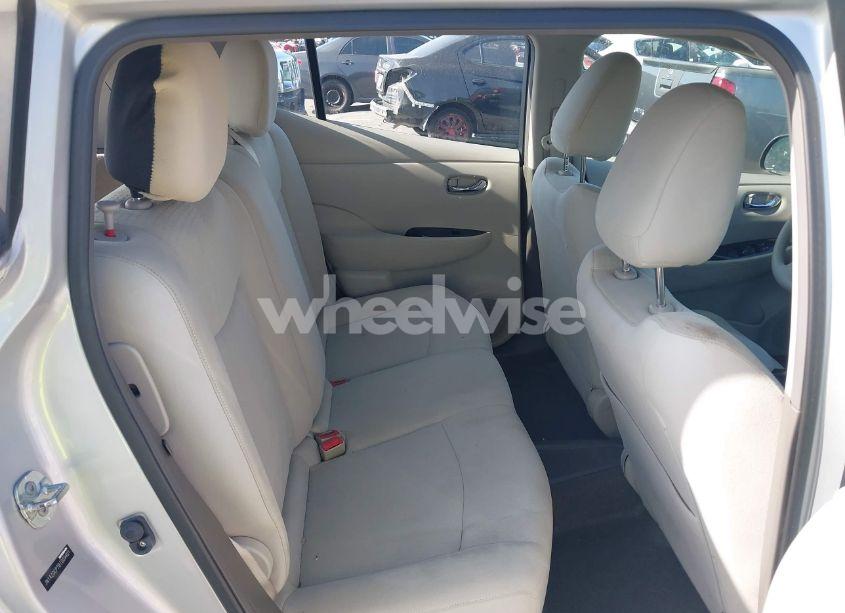 Photo 8 of 2011 Nissan Leaf SL (VIN JN1AZ0CP7BT009401)