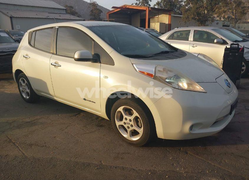 2011 Nissan Leaf SL (VIN JN1AZ0CP8BT006992) main photo