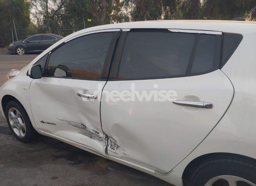 Photo 6 of 2011 Nissan Leaf SL (VIN JN1AZ0CP8BT006992)