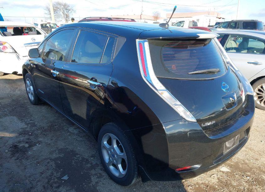 Photo 3 of 2011 Nissan Leaf SL (VIN JN1AZ0CP9BT004913)