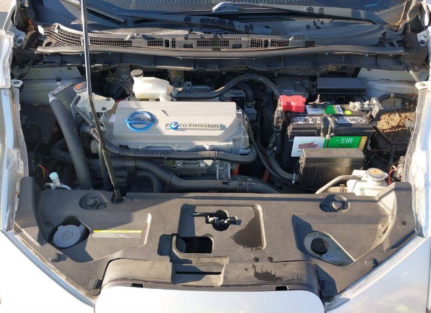 Photo 10 of 2011 Nissan Leaf SL (VIN JN1AZ0CP9BT006841)