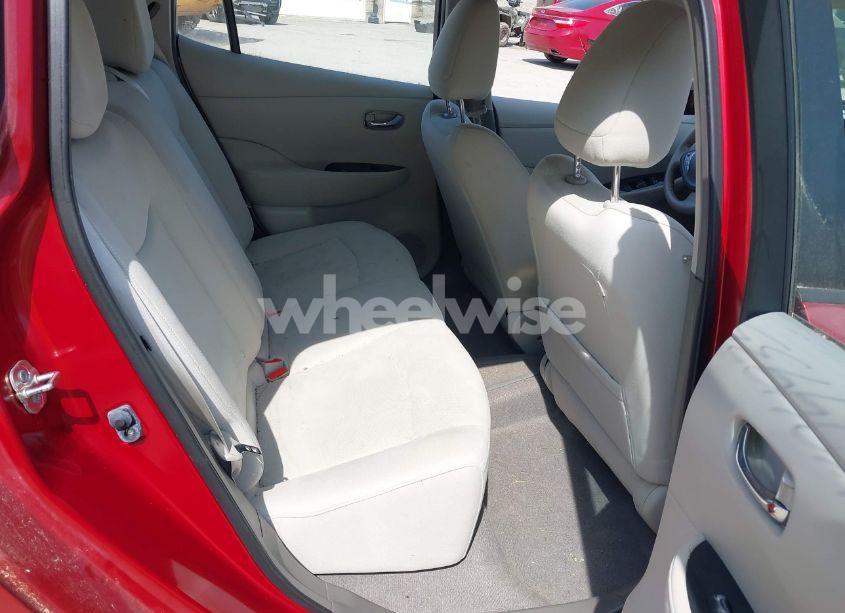 Photo 8 of 2012 Nissan Leaf SV (VIN JN1AZ0CP9CT018893)