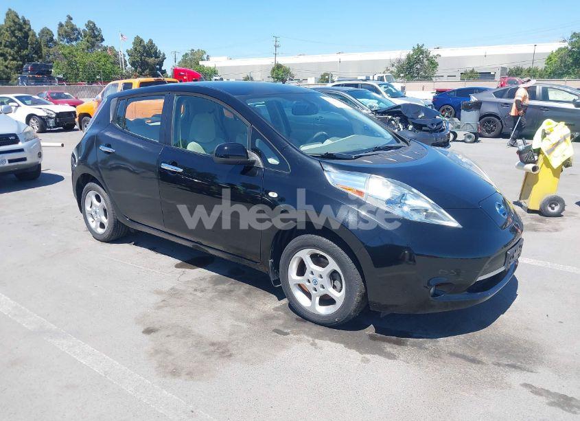 2011 Nissan Leaf SL (VIN JN1AZ0CPXBT002569) main photo