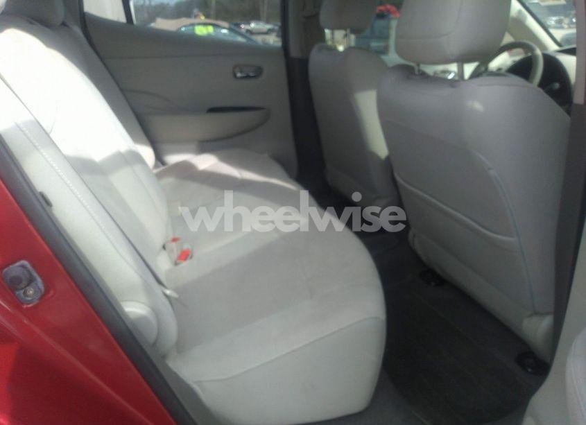 Photo 8 of 2011 Nissan Leaf SL (VIN JN1AZ0CPXBT005682)