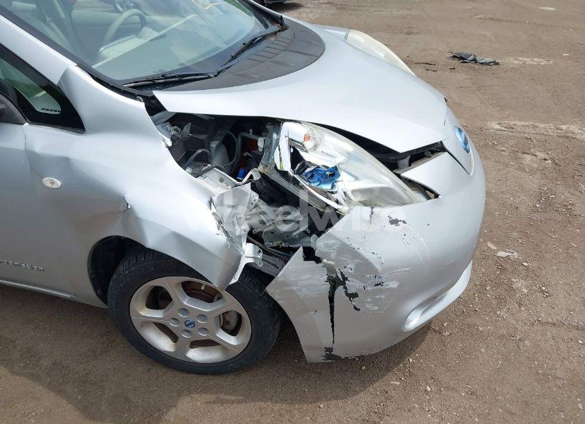 Photo 6 of 2011 Nissan Leaf SL (VIN JN1AZ0CPXBT005973)