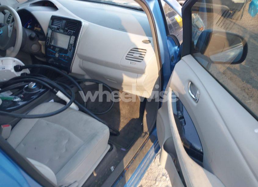 Photo 5 of 2012 Nissan Leaf SL (VIN JN1AZ0CPXCT026176)