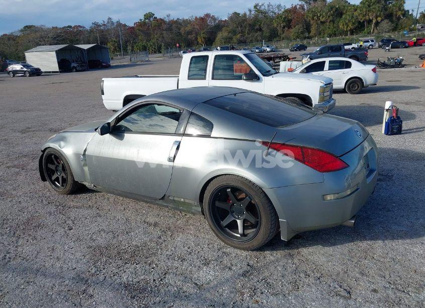 Photo 3 of 2005 Nissan 350z (VIN JN1AZ34D95M609678)