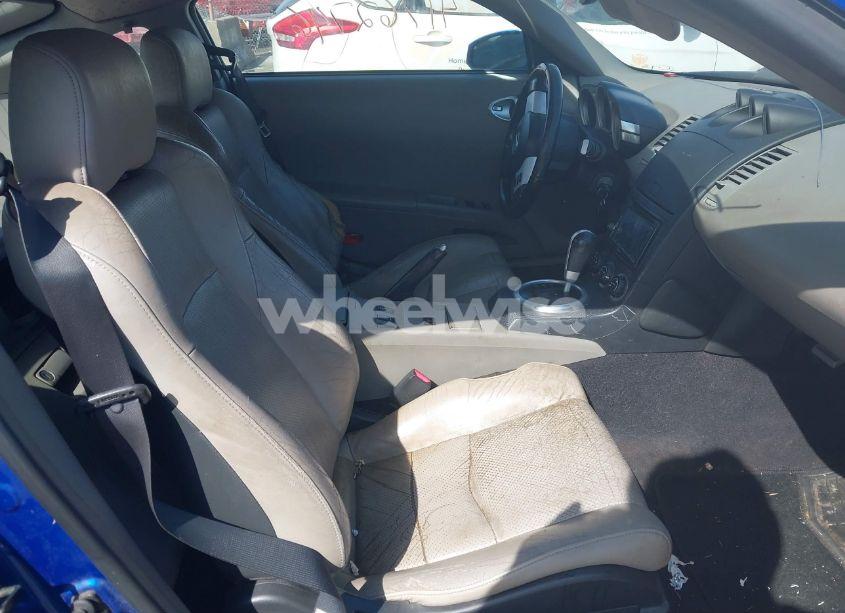 Photo 5 of 2005 Nissan 350z TOURING (VIN JN1AZ34DX5M601251)