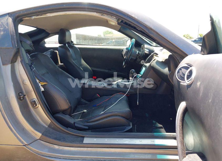 Photo 5 of 2004 Nissan 350z TOURING (VIN JN1AZ34E94M155097)