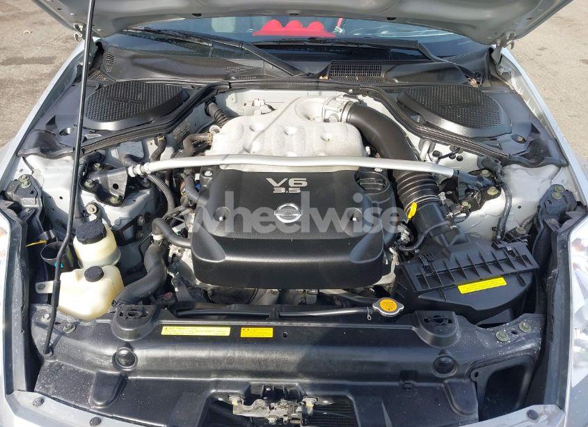 Photo 10 of 2005 Nissan 350z TOURING (VIN JN1AZ36A05M755776)