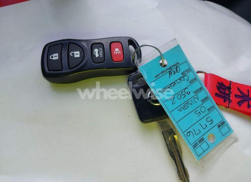 Photo 11 of 2005 Nissan 350z TOURING (VIN JN1AZ36A05M755776)