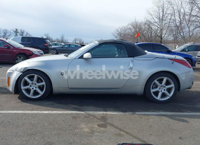 Photo 14 of 2005 Nissan 350z TOURING (VIN JN1AZ36A05M755776)