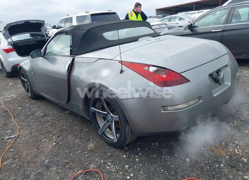 Photo 3 of 2004 Nissan 350z TOURING (VIN JN1AZ36A14T013424)