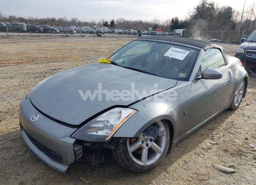 Photo 2 of 2005 Nissan 350z GRAND TOURING (VIN JN1AZ36A15M759464)