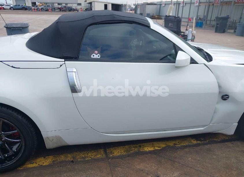 Photo 14 of 2005 Nissan 350z TOURING (VIN JN1AZ36A35M752130)