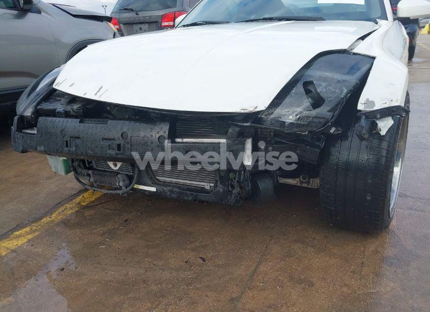 Photo 6 of 2005 Nissan 350z TOURING (VIN JN1AZ36A35M752130)