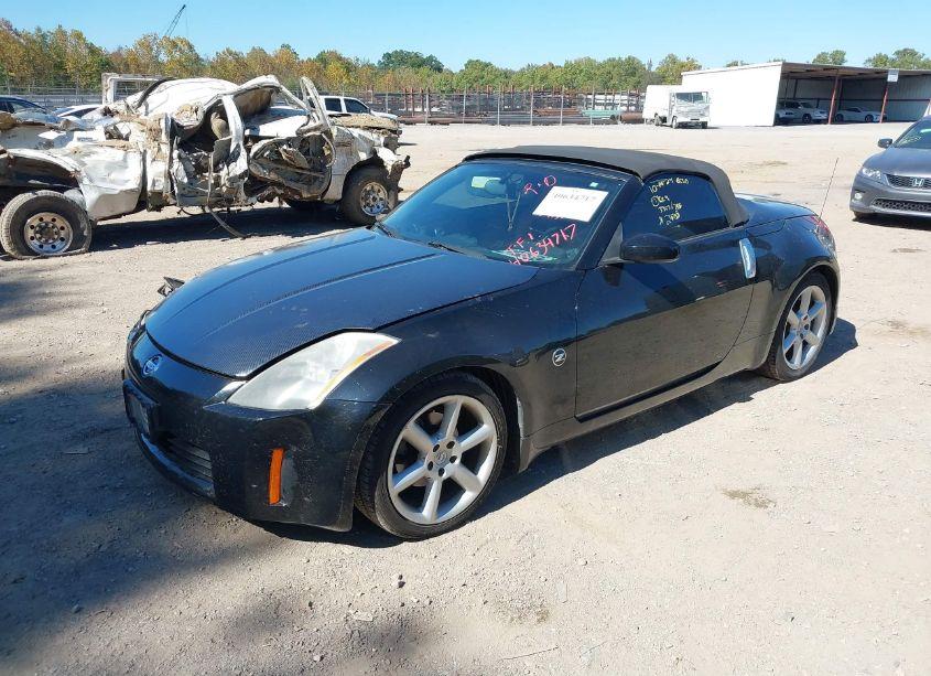 Photo 2 of 2005 Nissan 350z TOURING (VIN JN1AZ36A55M755160)