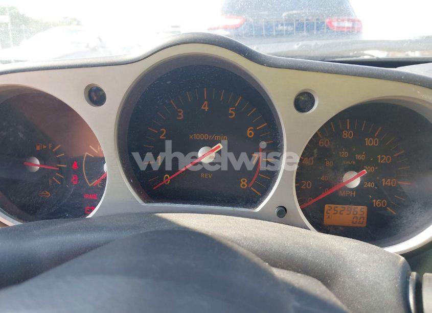 Photo 7 of 2005 Nissan 350z TOURING (VIN JN1AZ36A55M757913)