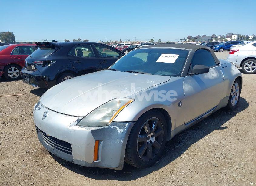 Photo 6 of 2005 Nissan 350z TOURING (VIN JN1AZ36A85M752320)