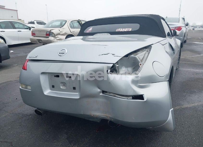 Photo 4 of 2004 Nissan 350z TOURING (VIN JN1AZ36AX4M252917)