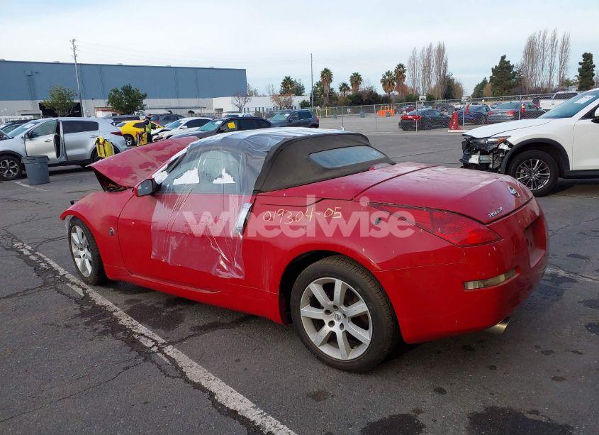 Photo 3 of 2005 Nissan 350z ENTHUSIAST (VIN JN1AZ36AX5M752707)