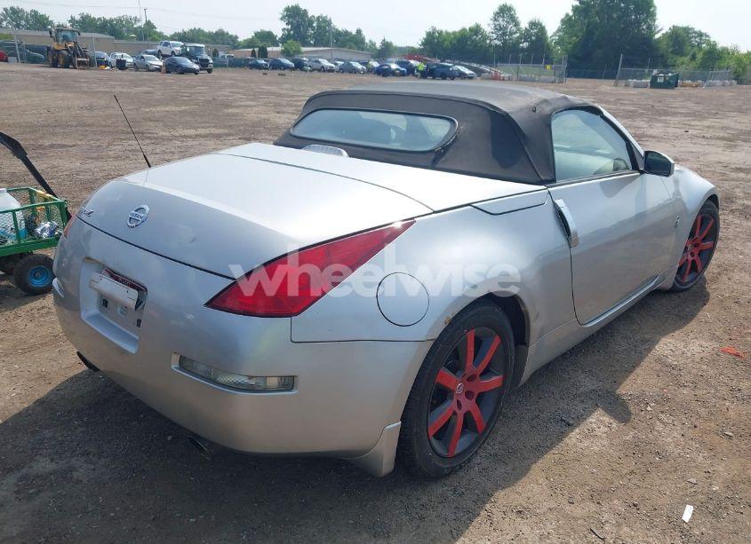 Photo 4 of 2004 Nissan 350z ENTHUSIAST (VIN JN1AZ36D04T110639)