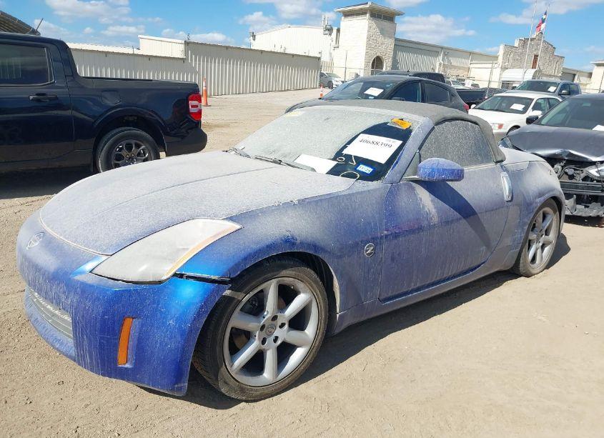 Photo 2 of 2005 Nissan 350z ENTHUSIAST (VIN JN1AZ36D05M700402)