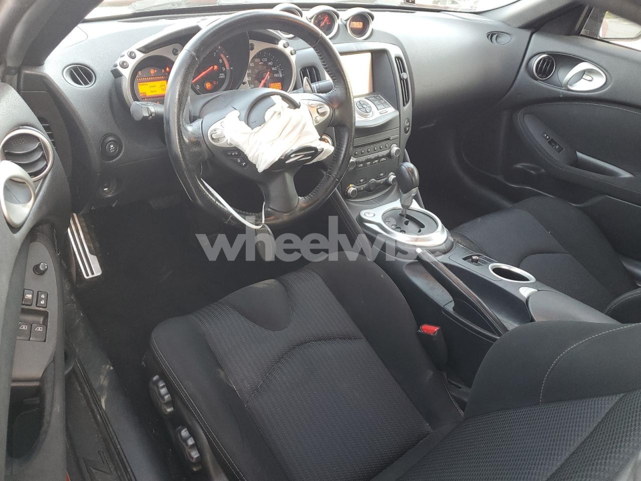 Photo 8 of 2015 NISSAN 370Z BASE (VIN JN1AZ4EH2FM444419)